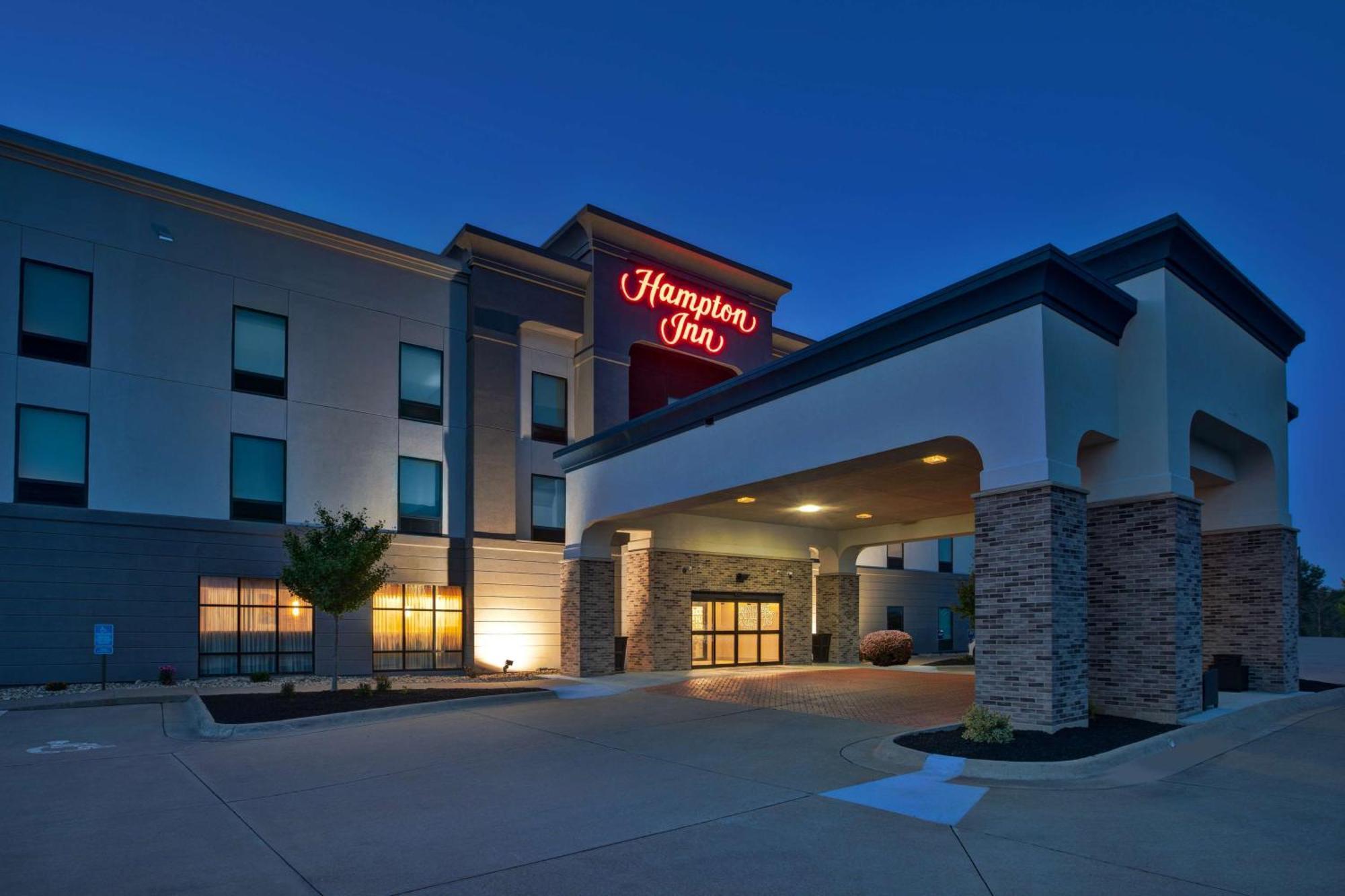 Hampton Inn Clinton Exterior foto